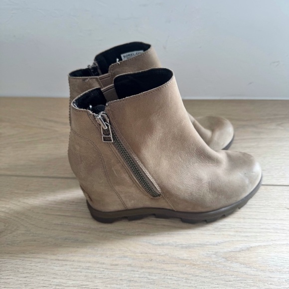Sorel Women's Joan of Arctic Wedge II Zipper Fashion Boot Size 6 - Picture 3 of 6